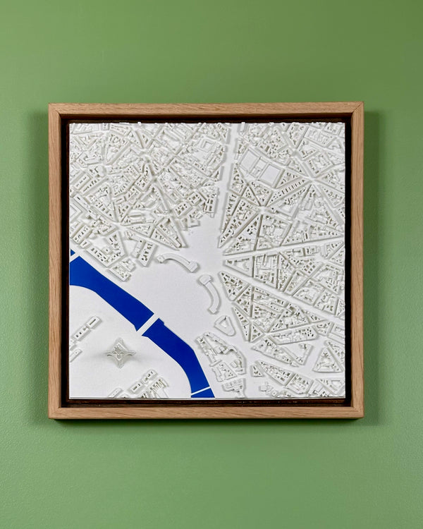 3D map of Place Trocadero in Paris with a light frame and blue river