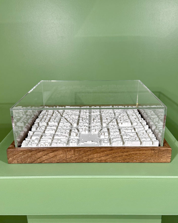 3D map of Washington DC with dark frame and acrylic case